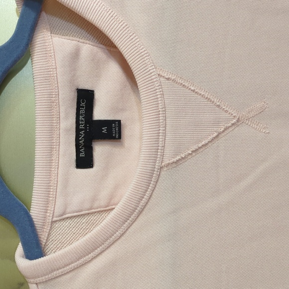 Banana Republic Light Pink Sweater - Picture 3 of 3